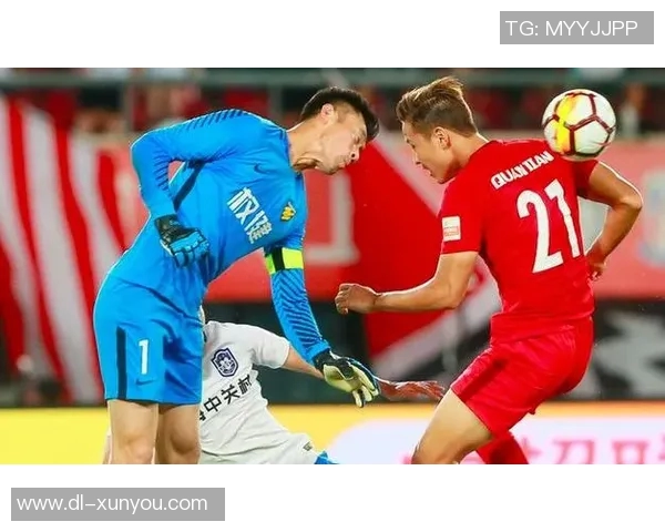 恒大与权健经典对决重播回顾精彩瞬间与战术分析 恒大与权健经典对决重播回顾精彩瞬间与战术分析