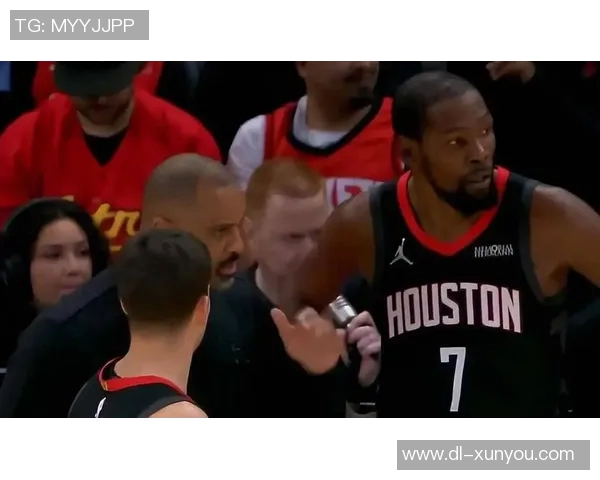 2005年火箭队与骑士队激战回顾精彩瞬间与经典对决分析