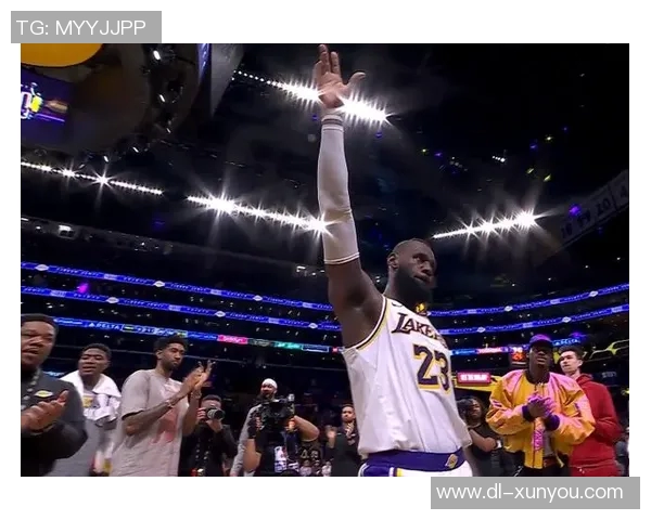 詹姆斯创造历史成就4万分1万板1万助的传奇之路