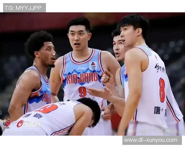 成都篮球队的转型之路揭秘：从传统强队到现代篮球新星的蜕变与挑战